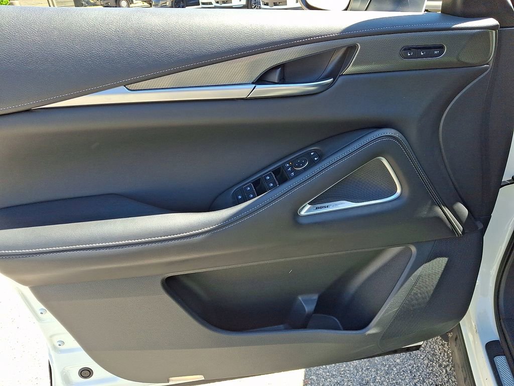 Used 2023 INFINITI QX60 Luxe w/ Vision Package AWD/4WD image 12