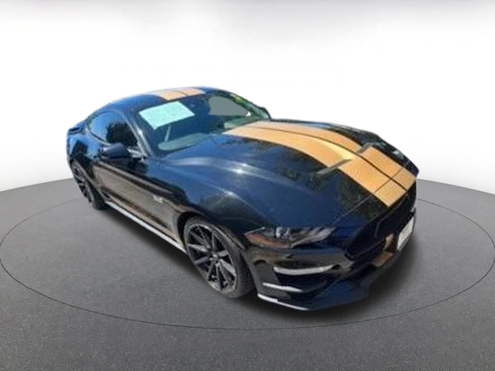 Used 2022 Ford Mustang GT Premium w/ GT Performance Package RWD image 2