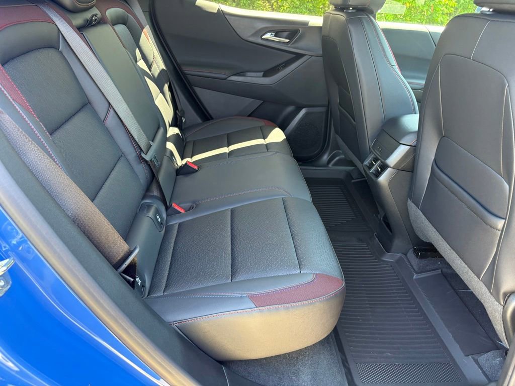 New 2026 Chevrolet Equinox RS w/ LPO, Floor Liner Package FWD image 37