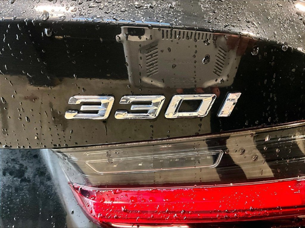 Used 2019 BMW 330i xDrive Sedan w/ Convenience Package AWD/4WD image 29