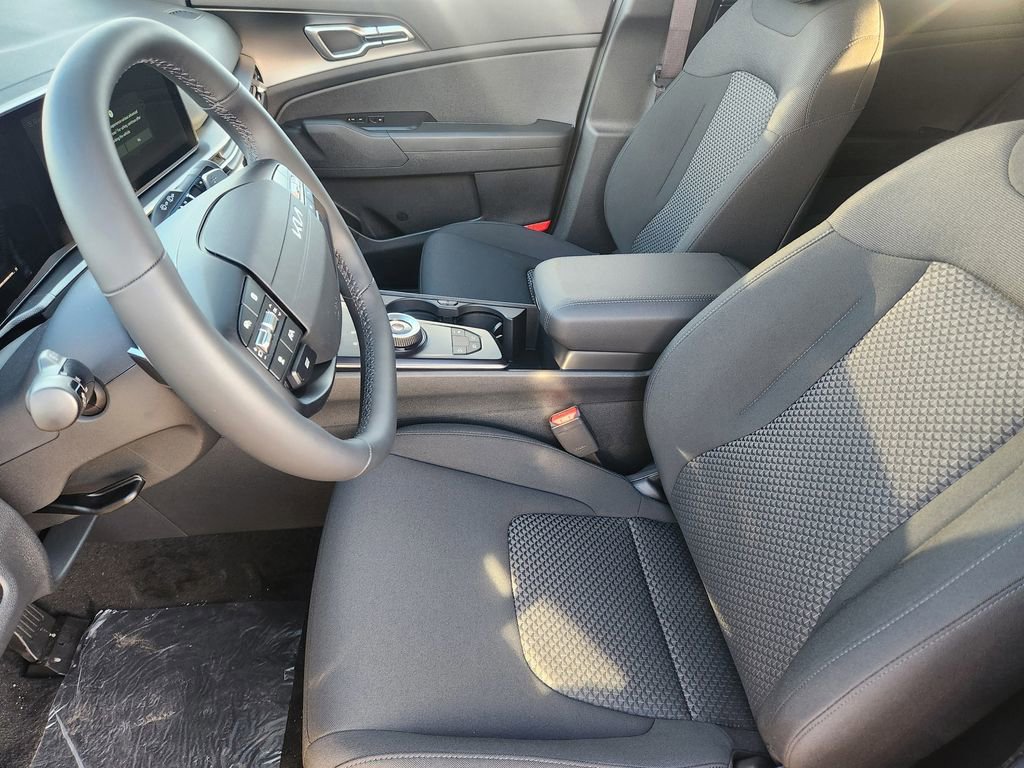 New 2026 Kia Sportage S image 8