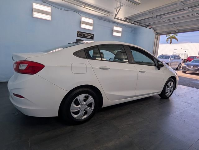 Used 2017 Chevrolet Cruze LS image 12