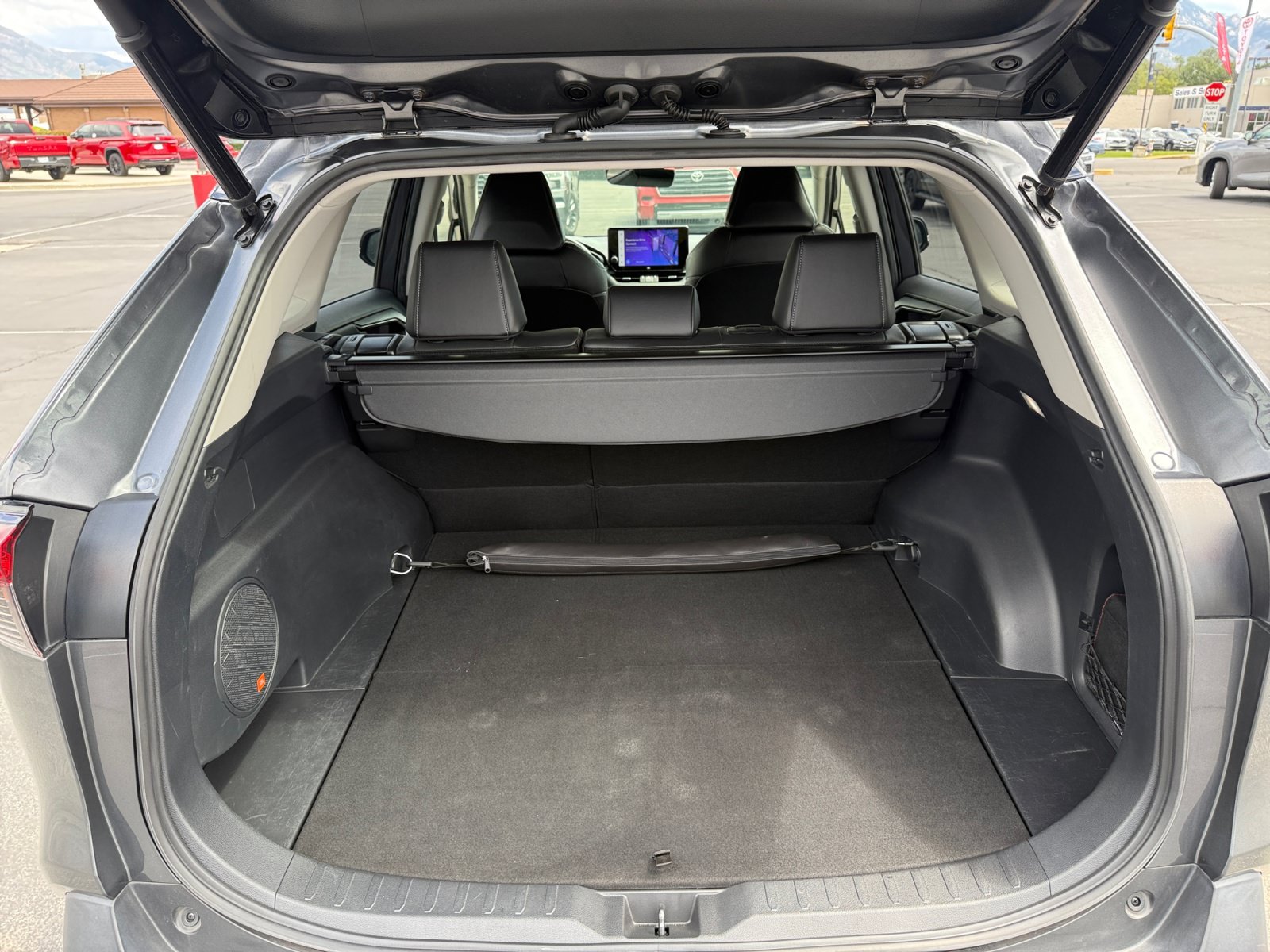 Used 2023 Toyota RAV4 Limited AWD/4WD image 16
