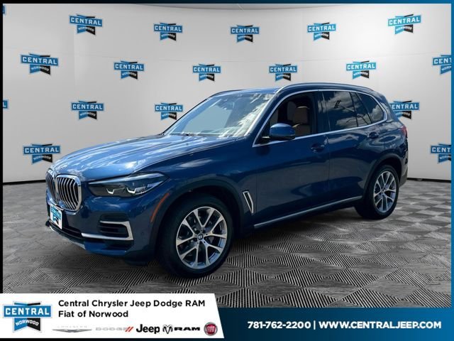 Used 2022 BMW X5 xDrive40i w/ Premium Package AWD/4WD image 1