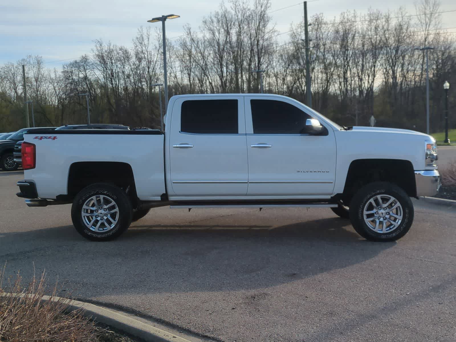 Used 2017 Chevrolet Silverado 1500 LTZ w/ Sport Package AWD/4WD image 18