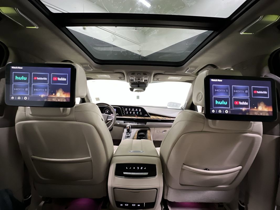 Used 2022 Cadillac Escalade Premium Luxury Platinum w/ LPO, Radiant Package RWD image 28