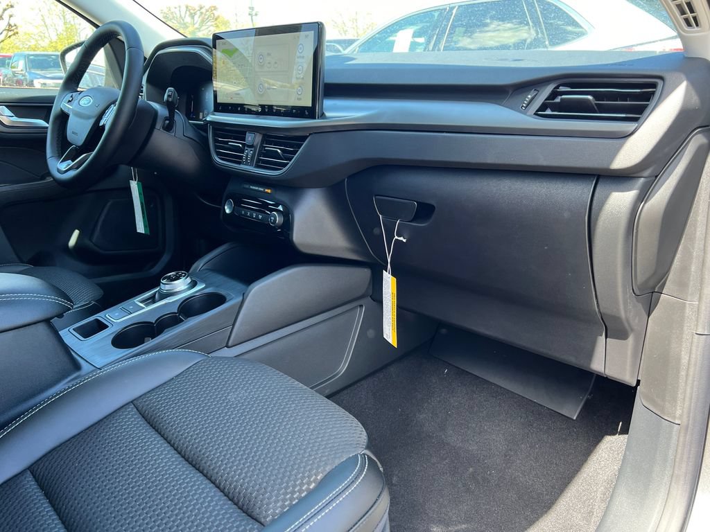 New 2023 Ford Escape SE FWD image 5
