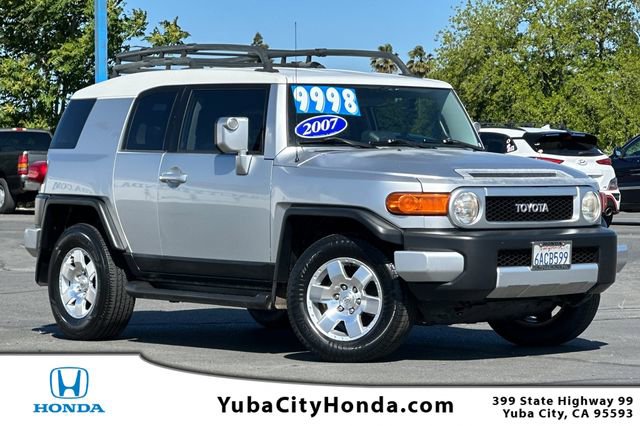 Used 2007 Toyota FJ Cruiser 2WD image 1