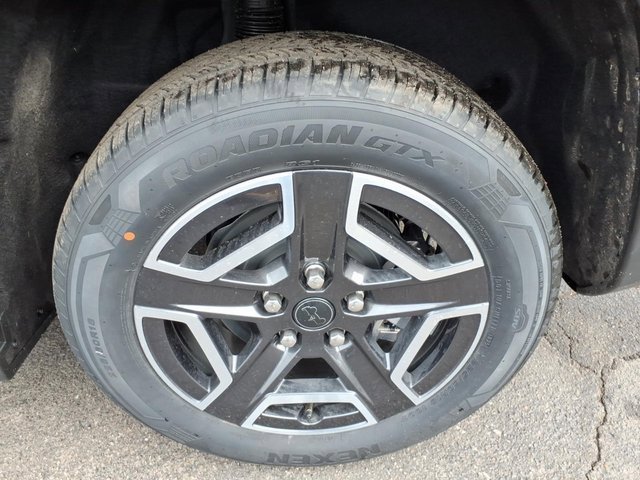 New 2026 Jeep Cherokee Laredo image 4