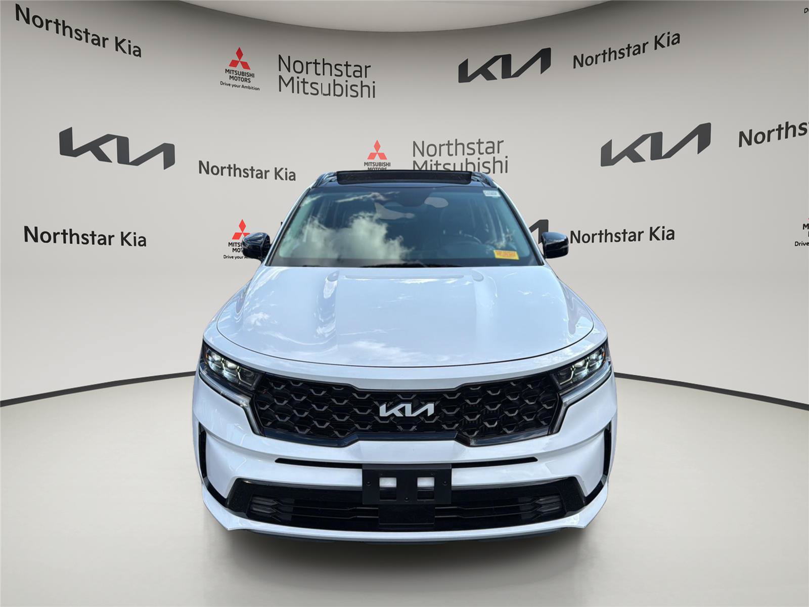 Used 2023 Kia Sorento SX AWD/4WD image 9