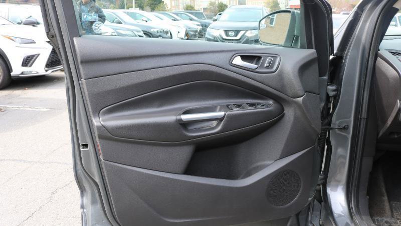 Used 2014 Ford Escape SE w/ Equipment Group 201A image 10