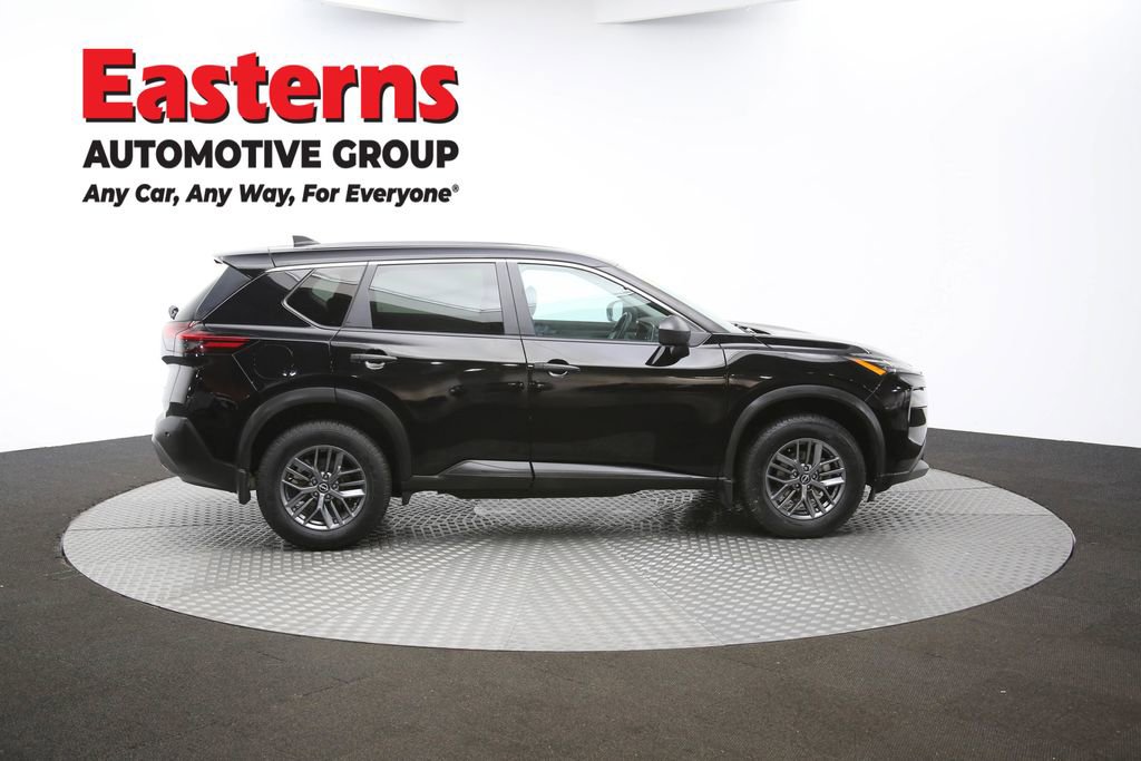 Used 2022 Nissan Rogue S image 41