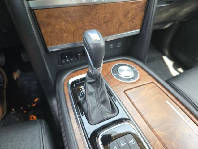 Used 2023 Nissan Armada SL RWD image 17
