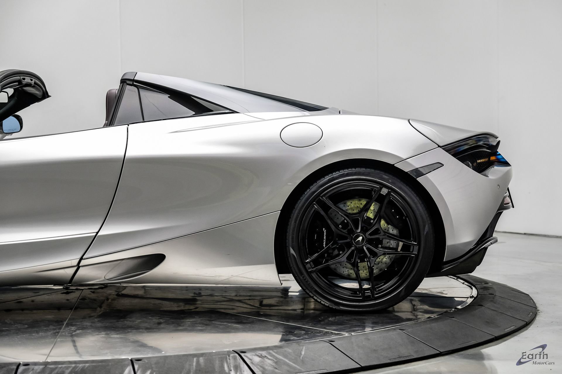 Used 2020 McLaren 720S Luxury image 12