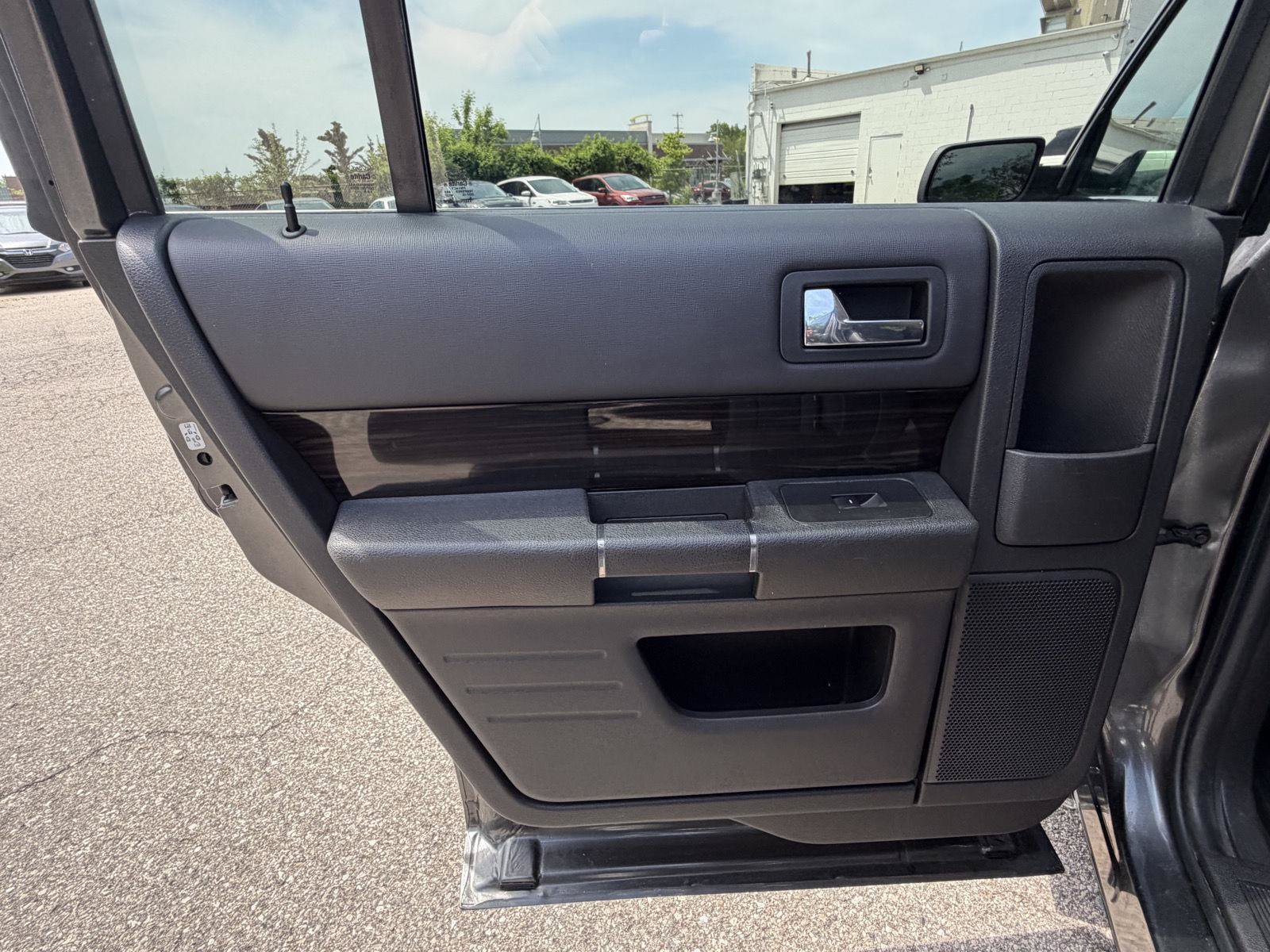 Used 2019 Ford Flex SEL w/ Equipment Group 202A AWD/4WD image 25