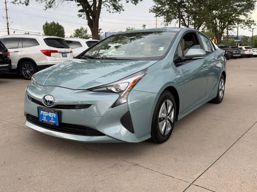Used 2017 Toyota Prius Two w/ Prius Two Safety Plus Package FWD image 8