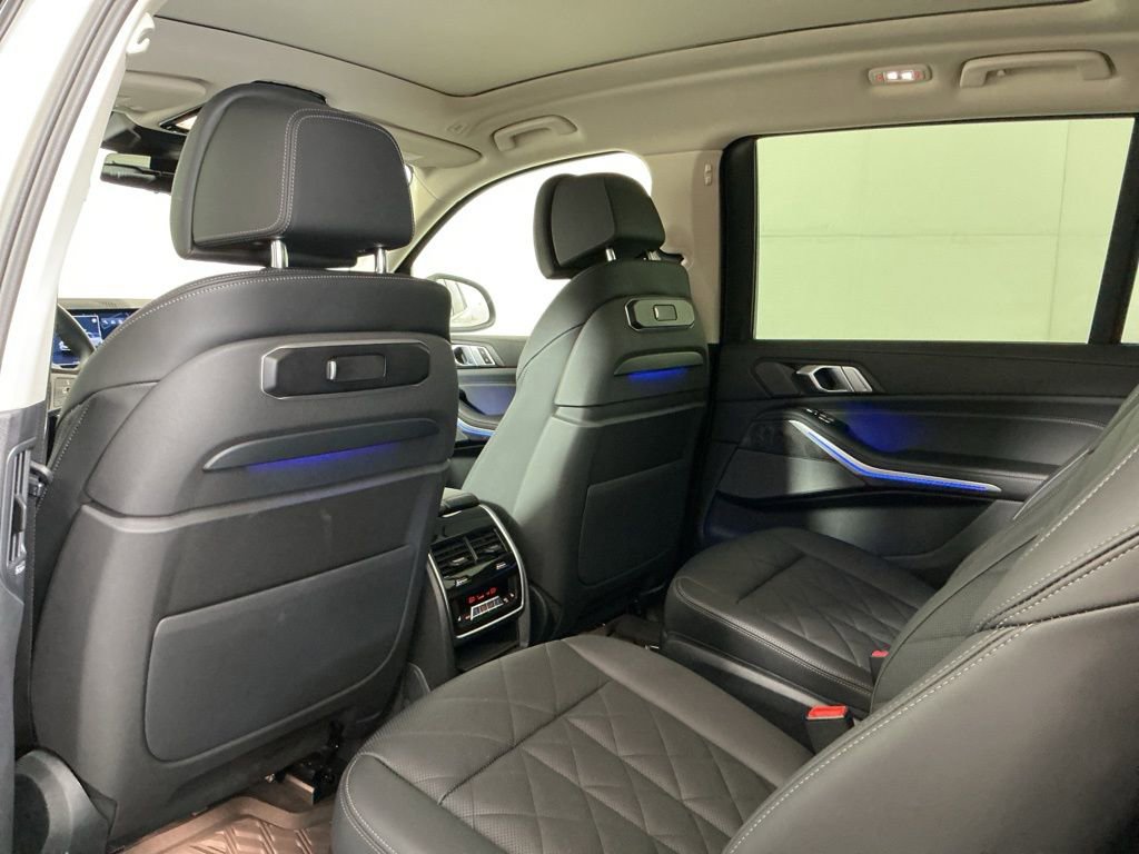 Certified 2025 BMW X7 xDrive40i AWD/4WD image 25
