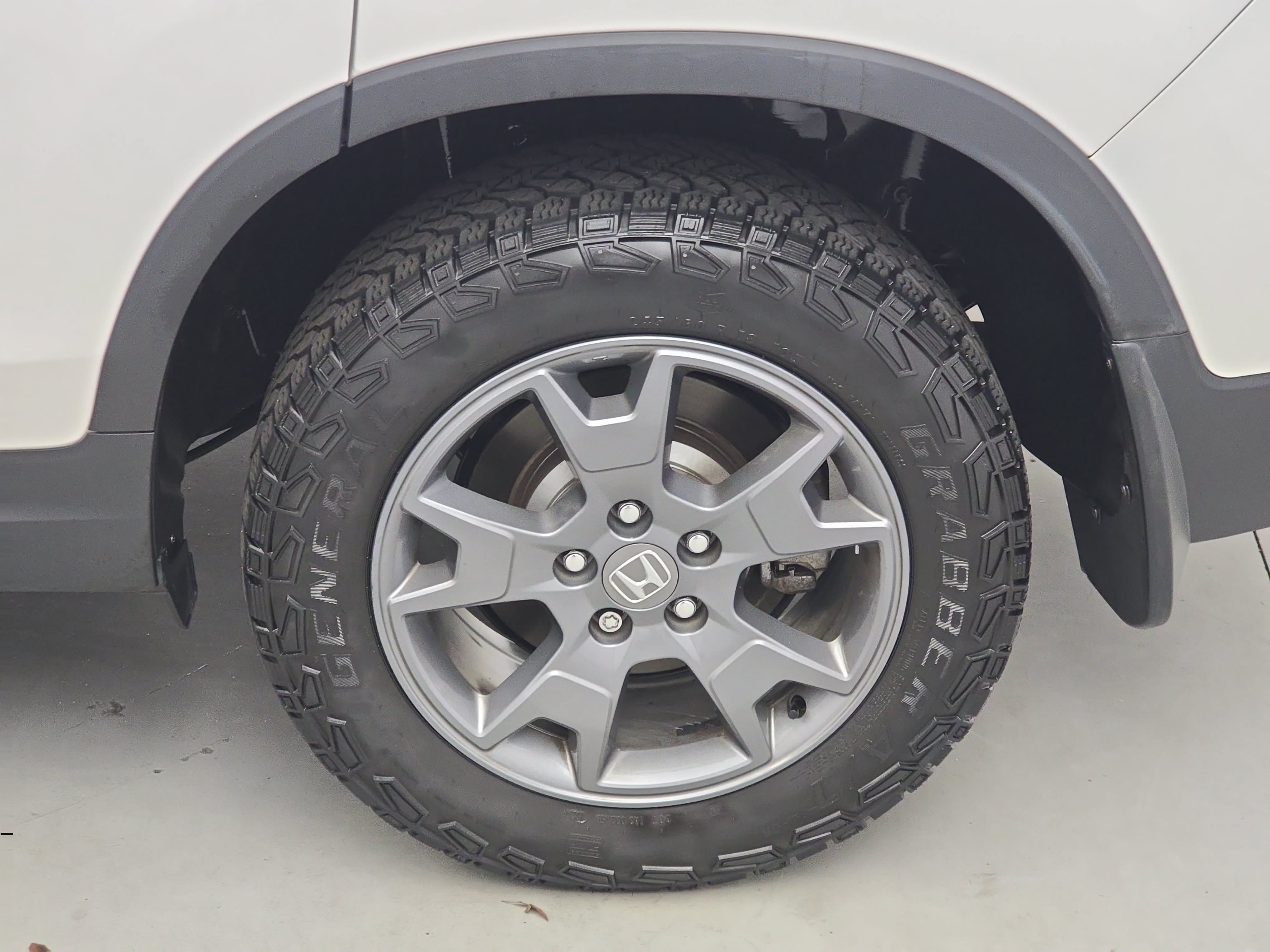 Used 2024 Honda Passport TrailSport image 35