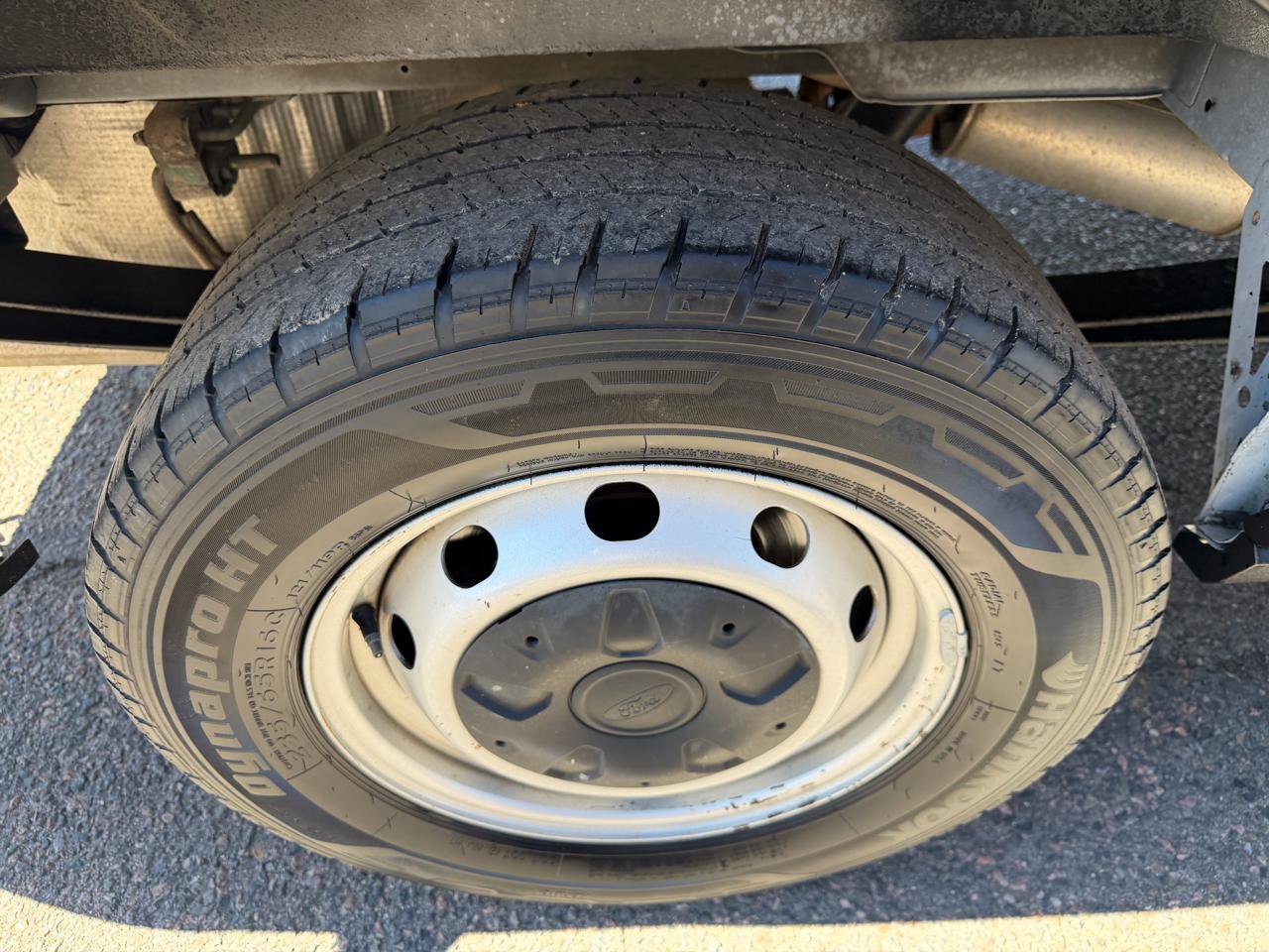 Used 2019 Ford Transit 250 148 Medium Roof image 34