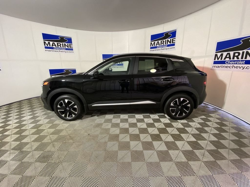 Used 2025 Nissan Kicks SV w/ SV Premium Package AWD/4WD image 10