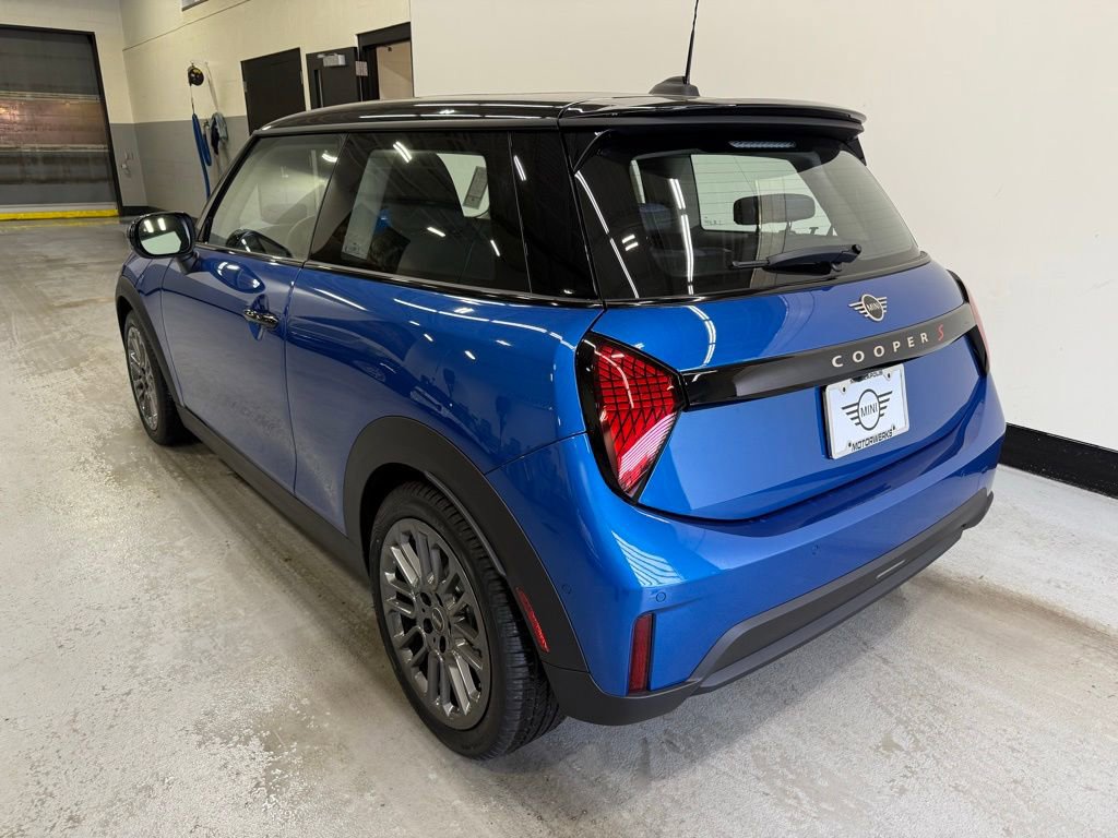 Certified 2025 MINI Cooper S image 3