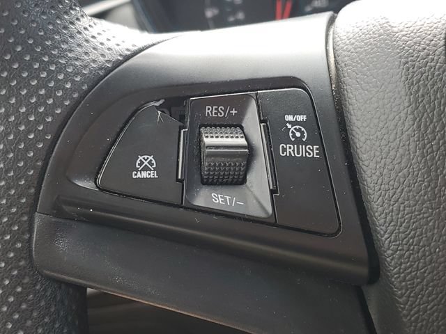 Used 2020 Chevrolet Trax LT FWD image 11