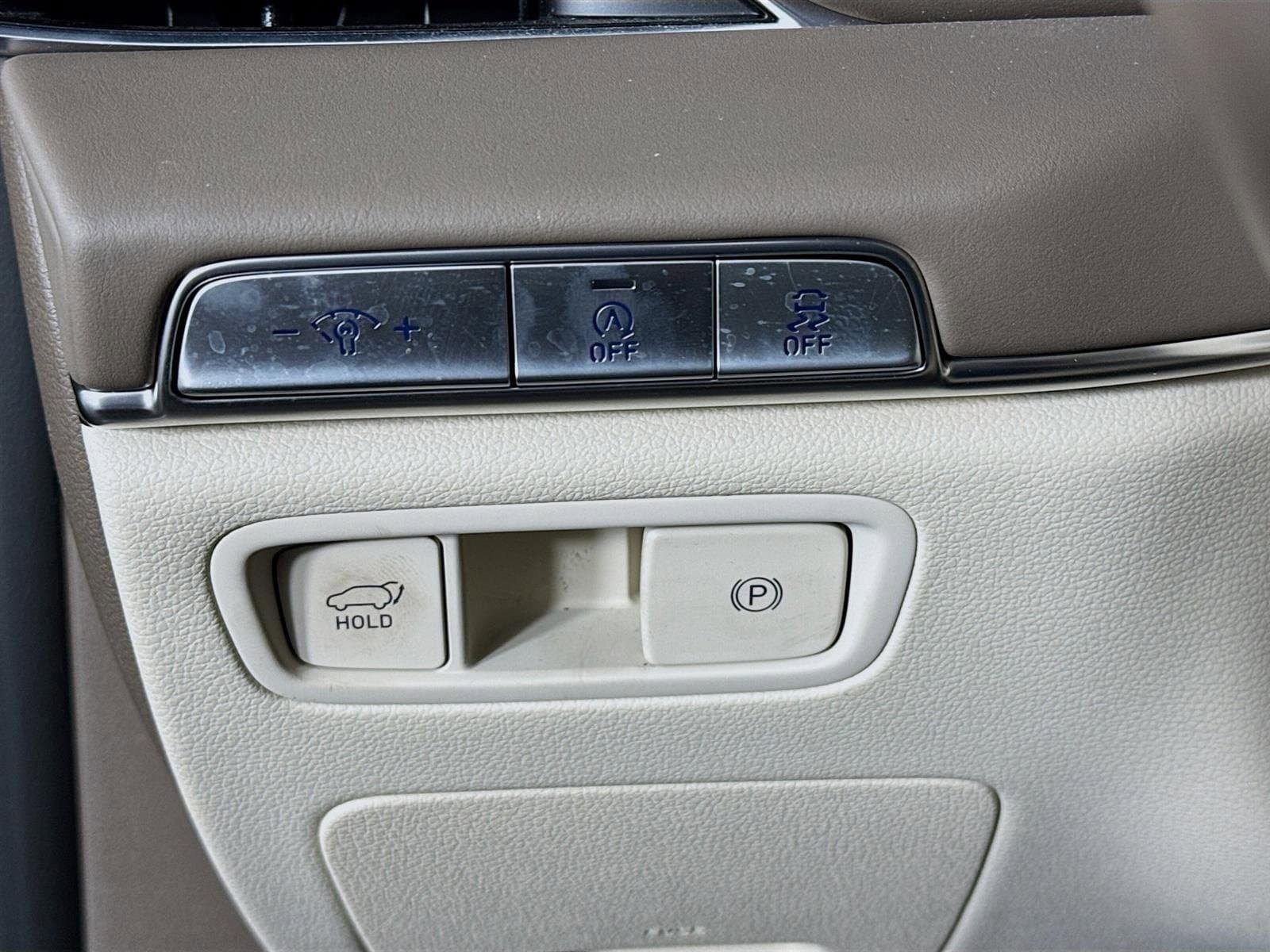 Certified 2024 Genesis GV80 3.5T Advanced AWD/4WD image 10
