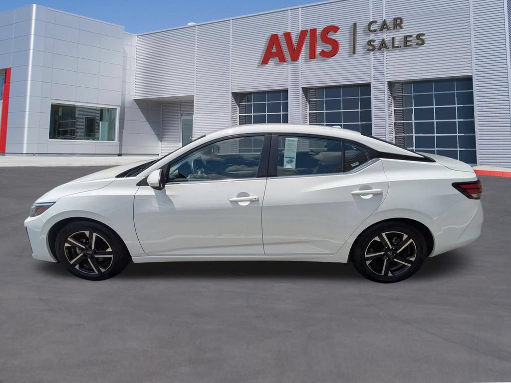 Used 2025 Nissan Sentra SV FWD image 10
