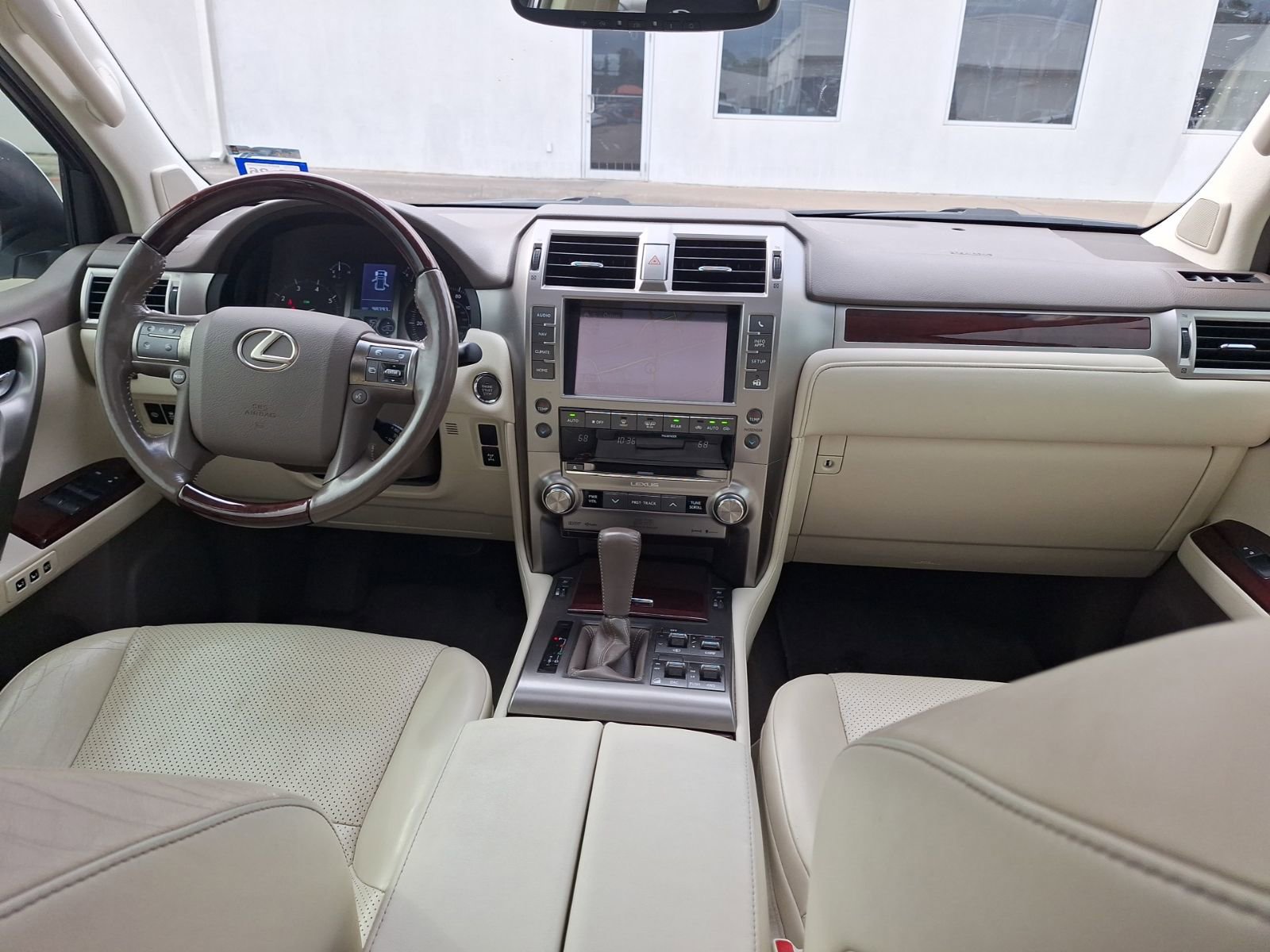 Used 2016 Lexus GX 460 Luxury image 18