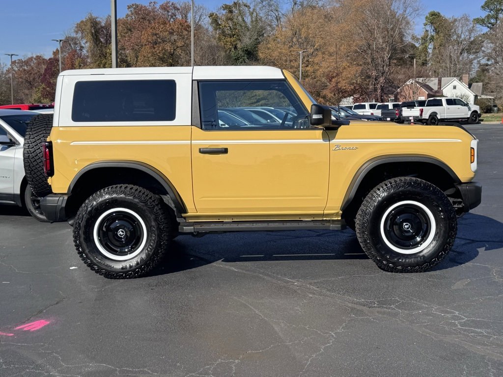 Used 2023 Ford Bronco Heritage Edition image 4