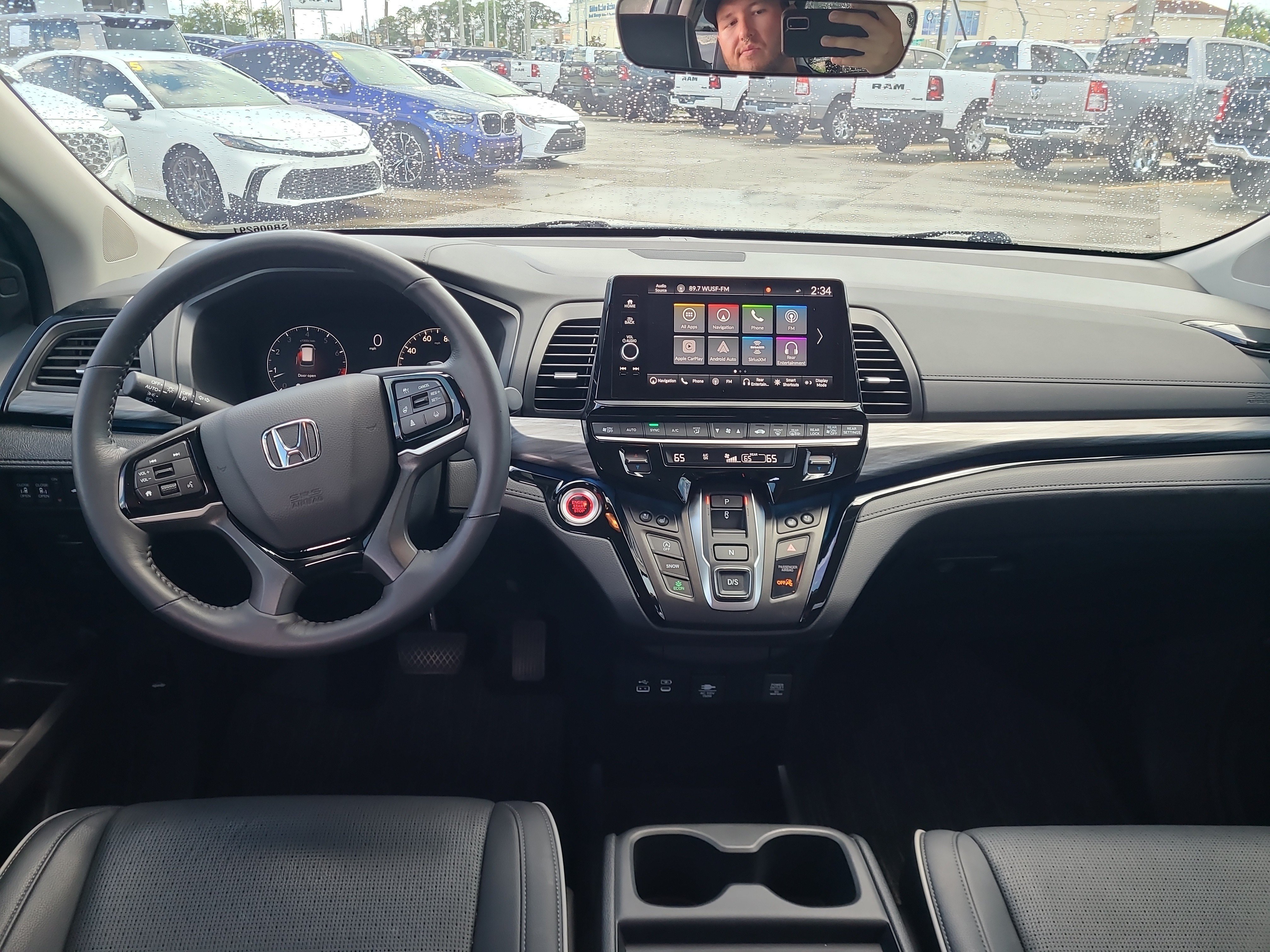 Used 2025 Honda Odyssey Elite image 14
