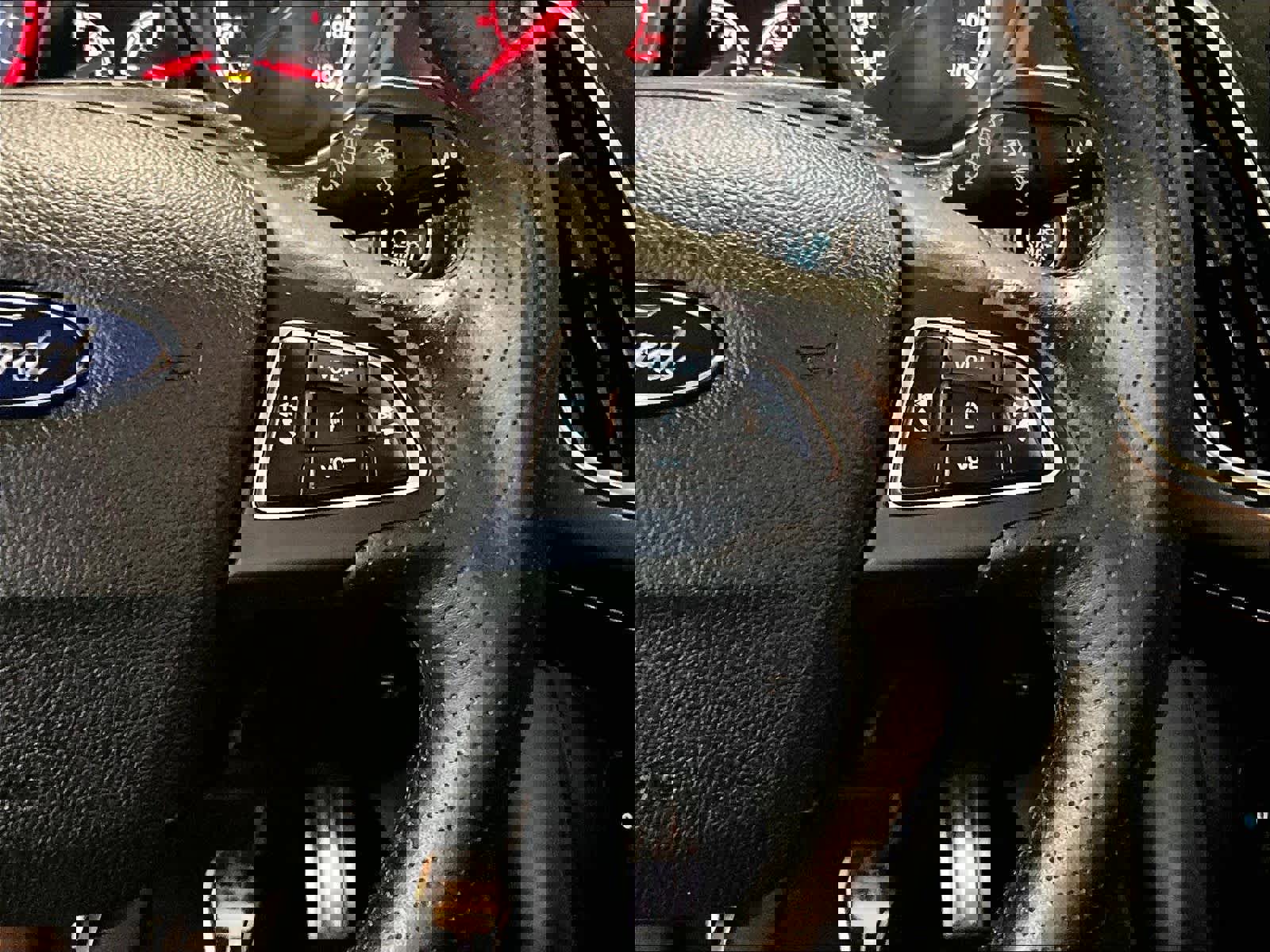 Used 2018 Ford Focus ST image 24