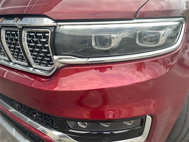 Used 2023 Jeep Grand Wagoneer Series III image 9