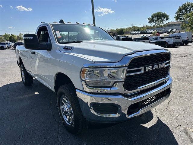 Used 2024 RAM 2500 Tradesman w/ Chrome Appearance Group image 4