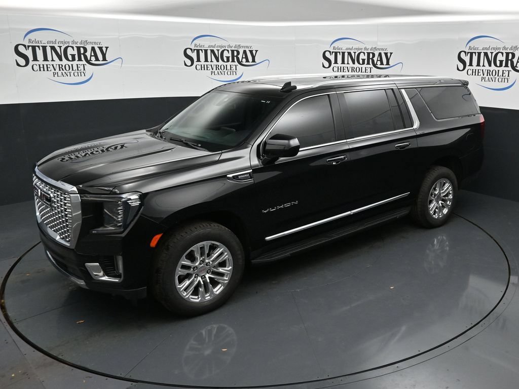 Used 2021 GMC Yukon XL SLT w/ Rear Media and Nav Package AWD/4WD image 20