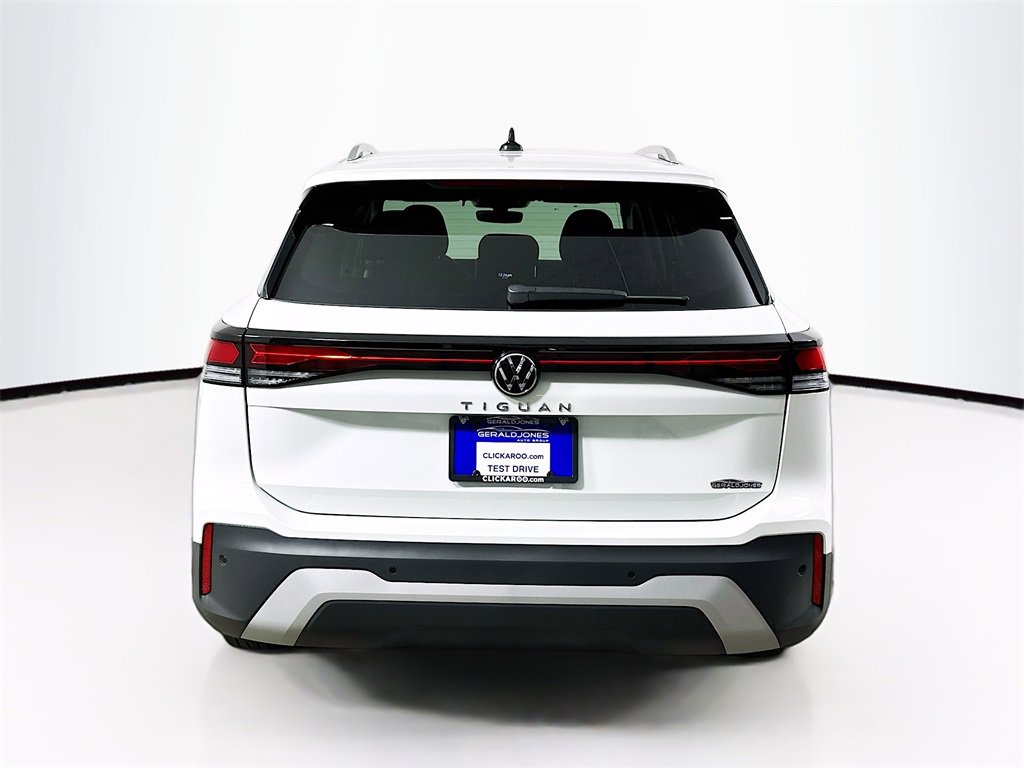 New 2025 Volkswagen Tiguan S image 15