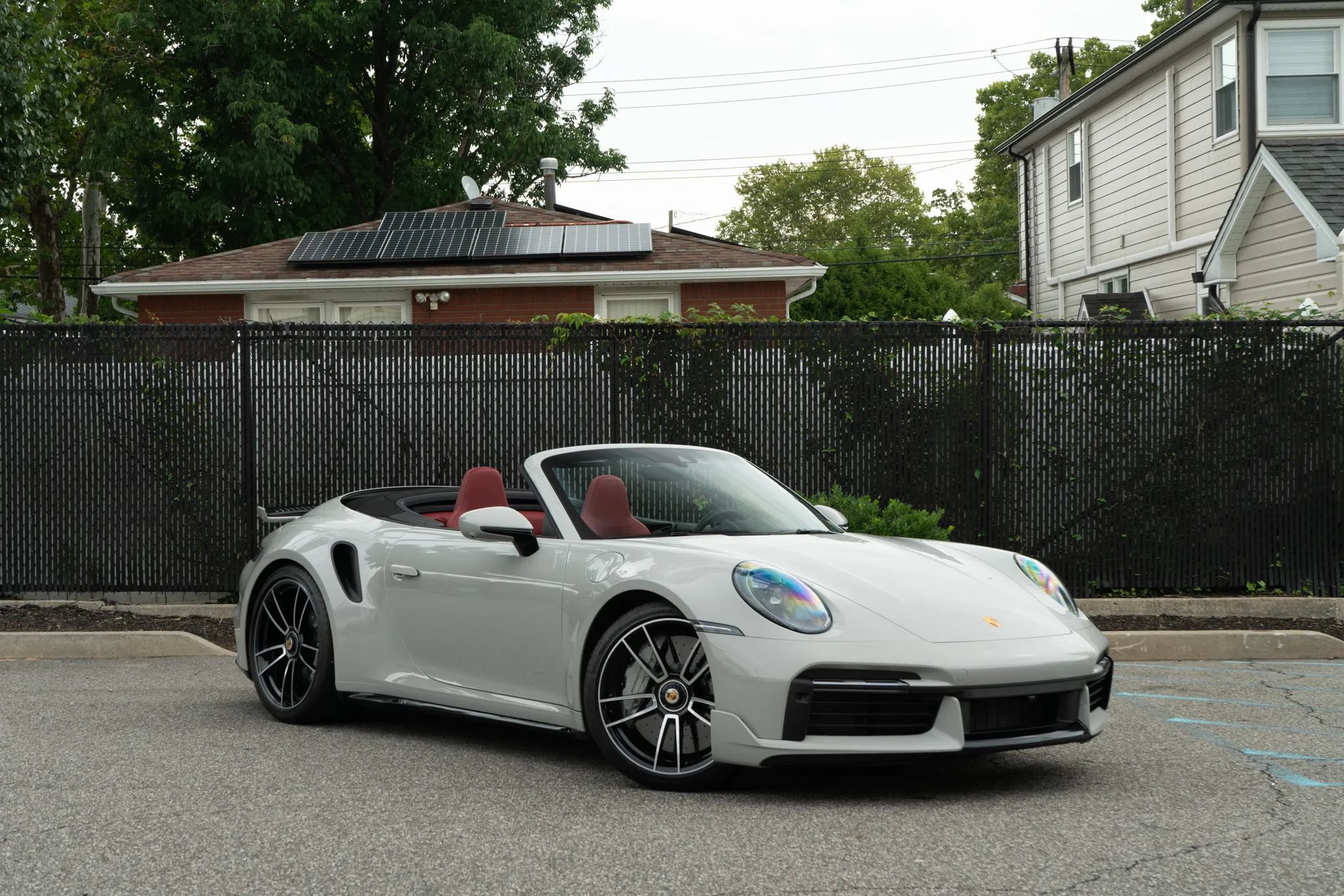 Used 2024 Porsche 911 Cabriolet AWD/4WD image 4