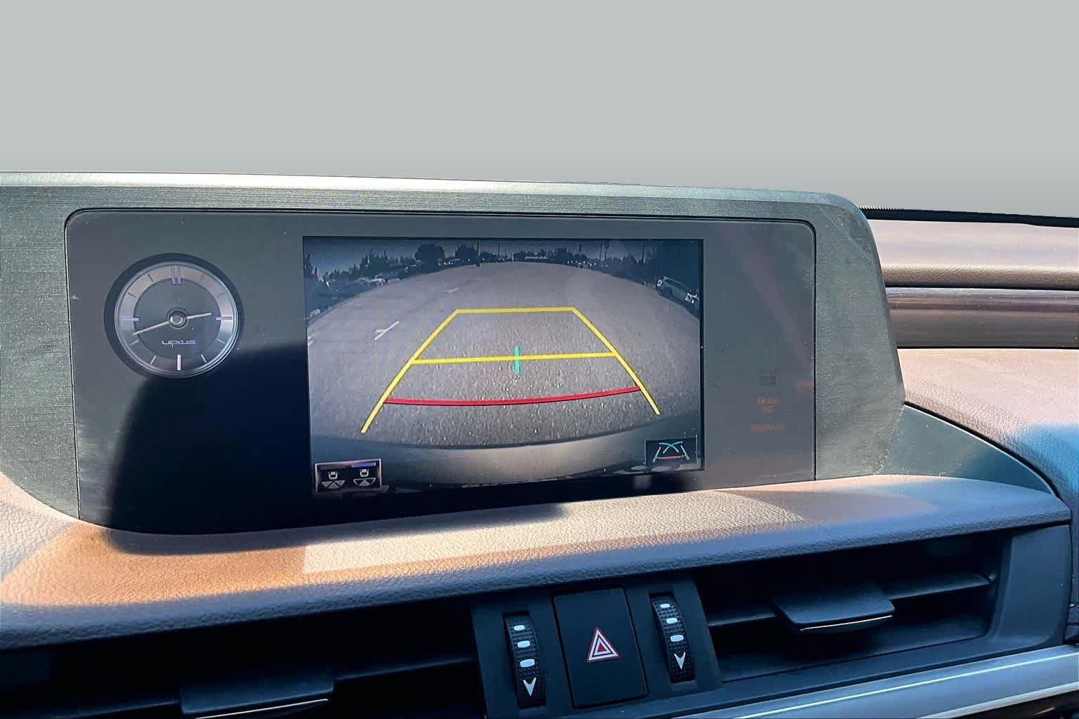 Used 2020 Lexus ES 350 w/ Premium Package FWD image 26