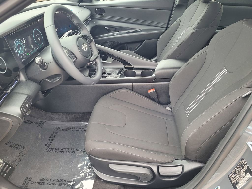 New 2026 Hyundai Elantra Sport image 8