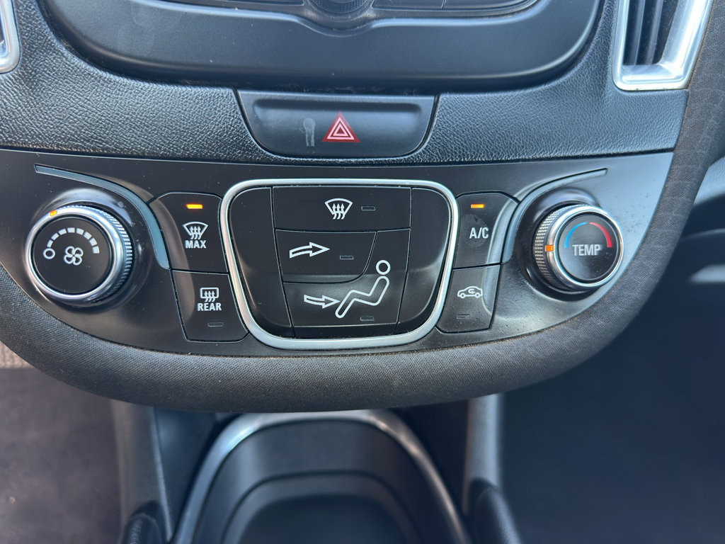 Used 2018 Chevrolet Malibu LT FWD image 20