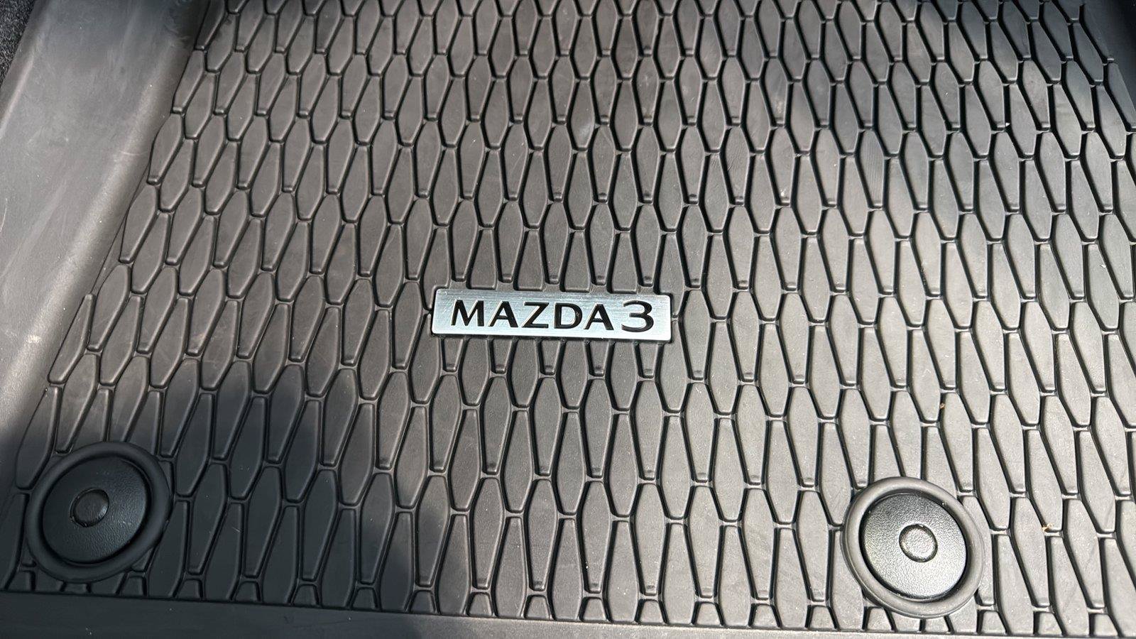 Used 2025 MAZDA MAZDA3 s FWD image 31