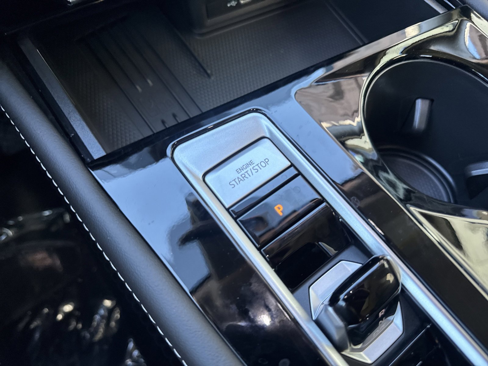 New 2026 Volkswagen Atlas SEL image 25