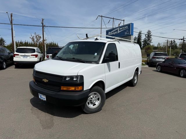 Used 2021 Chevrolet Express 2500 w/ Driver Convenience Package RWD image 1