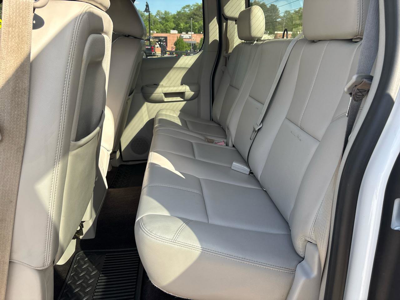 Used 2011 Chevrolet Silverado 1500 LT w/ All-Star Edition RWD image 19