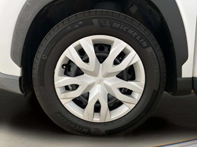 Used 2024 Toyota Corolla Cross L FWD image 89