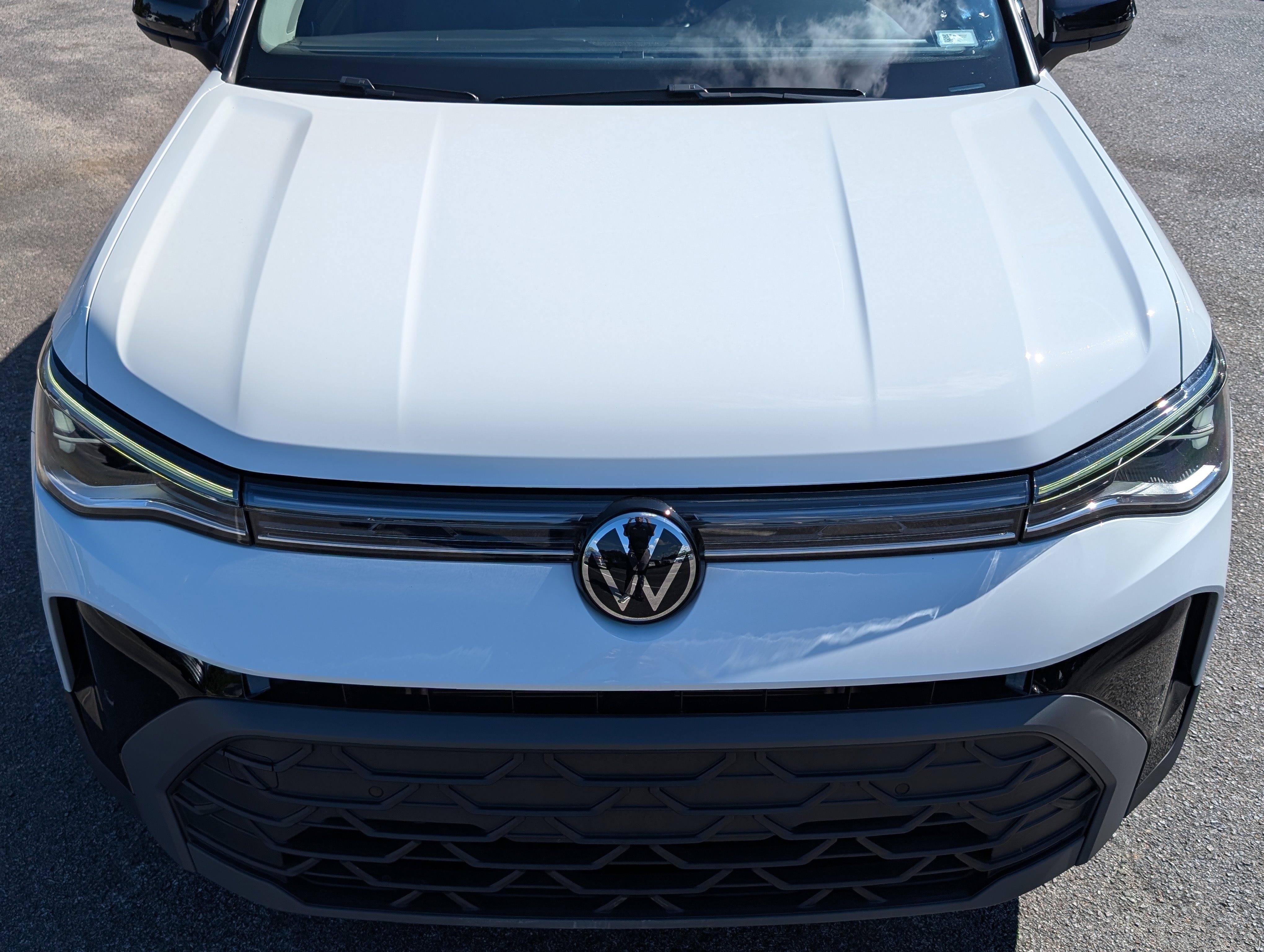 Used 2025 Volkswagen Taos SE FWD image 12