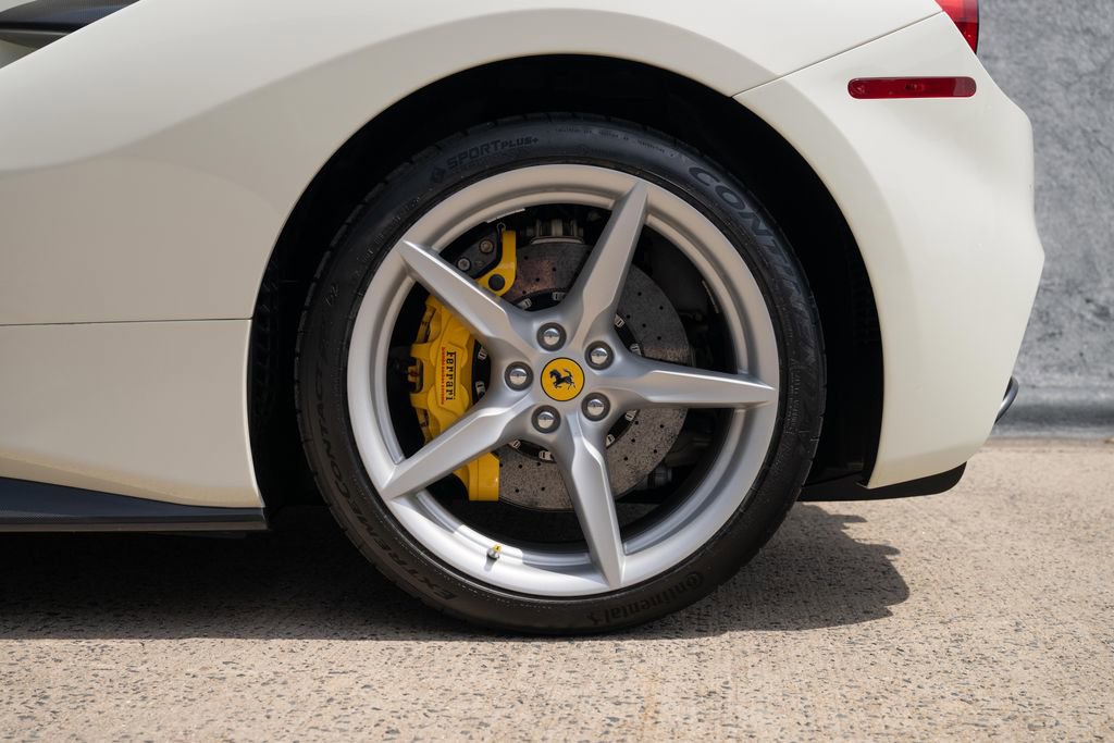 Used 2018 Ferrari 488 Spider RWD image 20