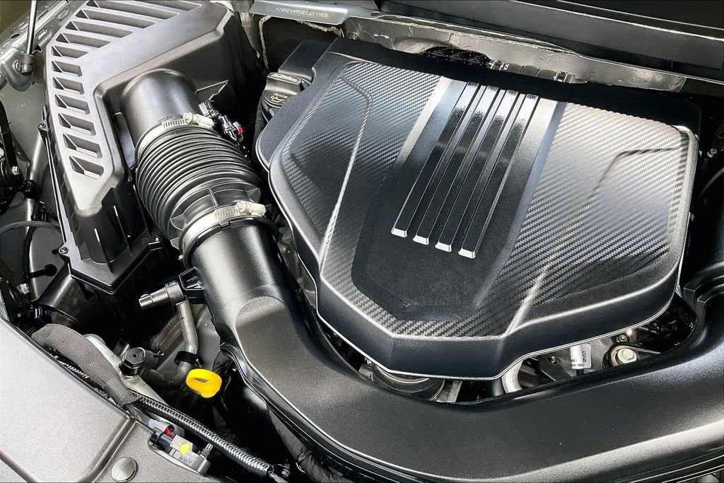 Used 2025 GMC Acadia Elevation image 31