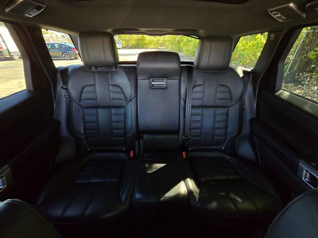 Used 2017 Land Rover Range Rover Sport HSE Dynamic image 18