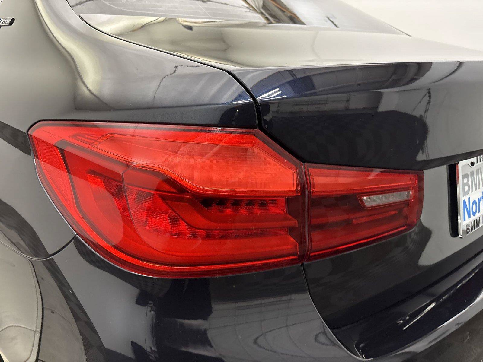 Used 2019 BMW 530e w/ M Sport Package RWD image 19